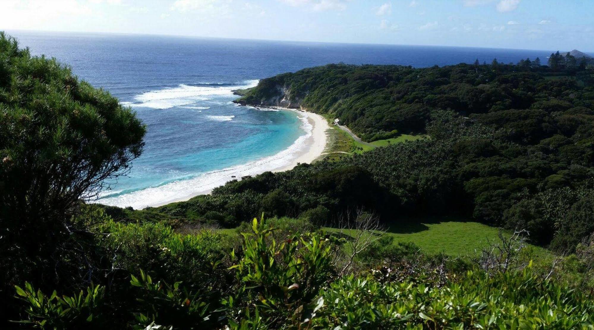 Somerset Apartments Lord Howe Island Bagian luar foto