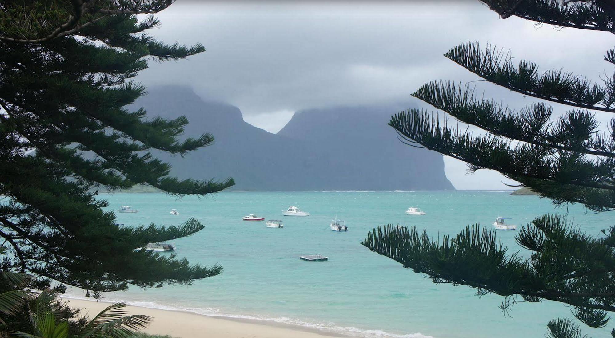 Somerset Apartments Lord Howe Island Bagian luar foto